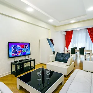 Park Azure Vip By Housing Апартаменты